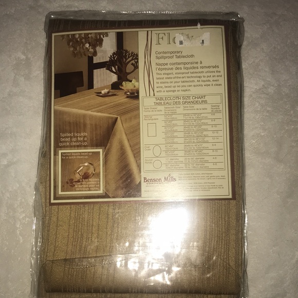 70” ROUND Table Linens Bundle - Picture 12 of 13